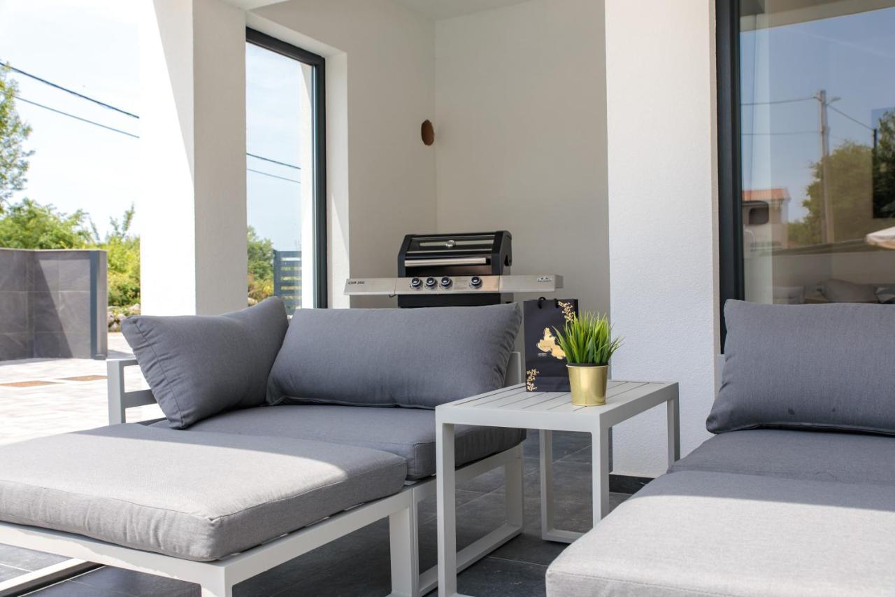 Villa Graefin Malinska Εξωτερικό φωτογραφία