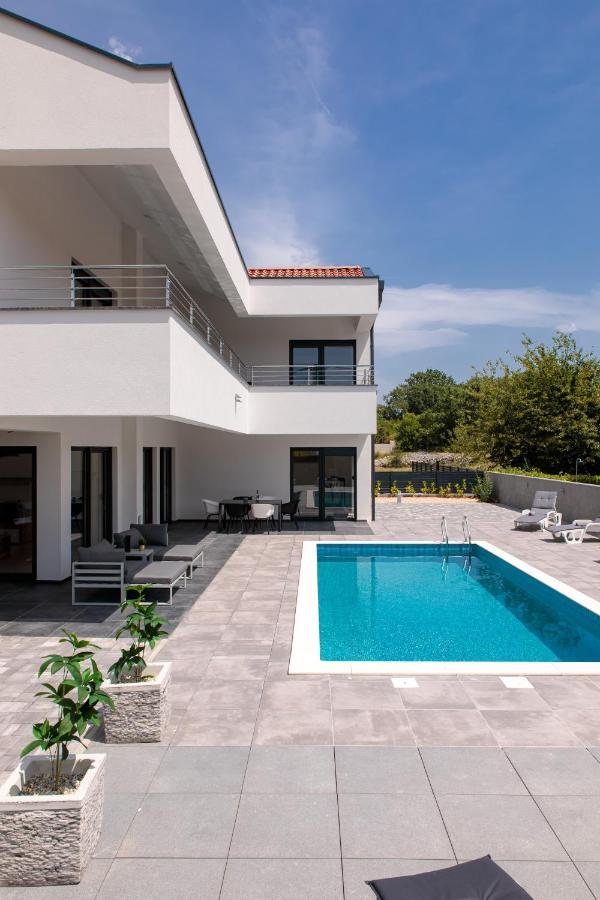 Villa Graefin Malinska Εξωτερικό φωτογραφία