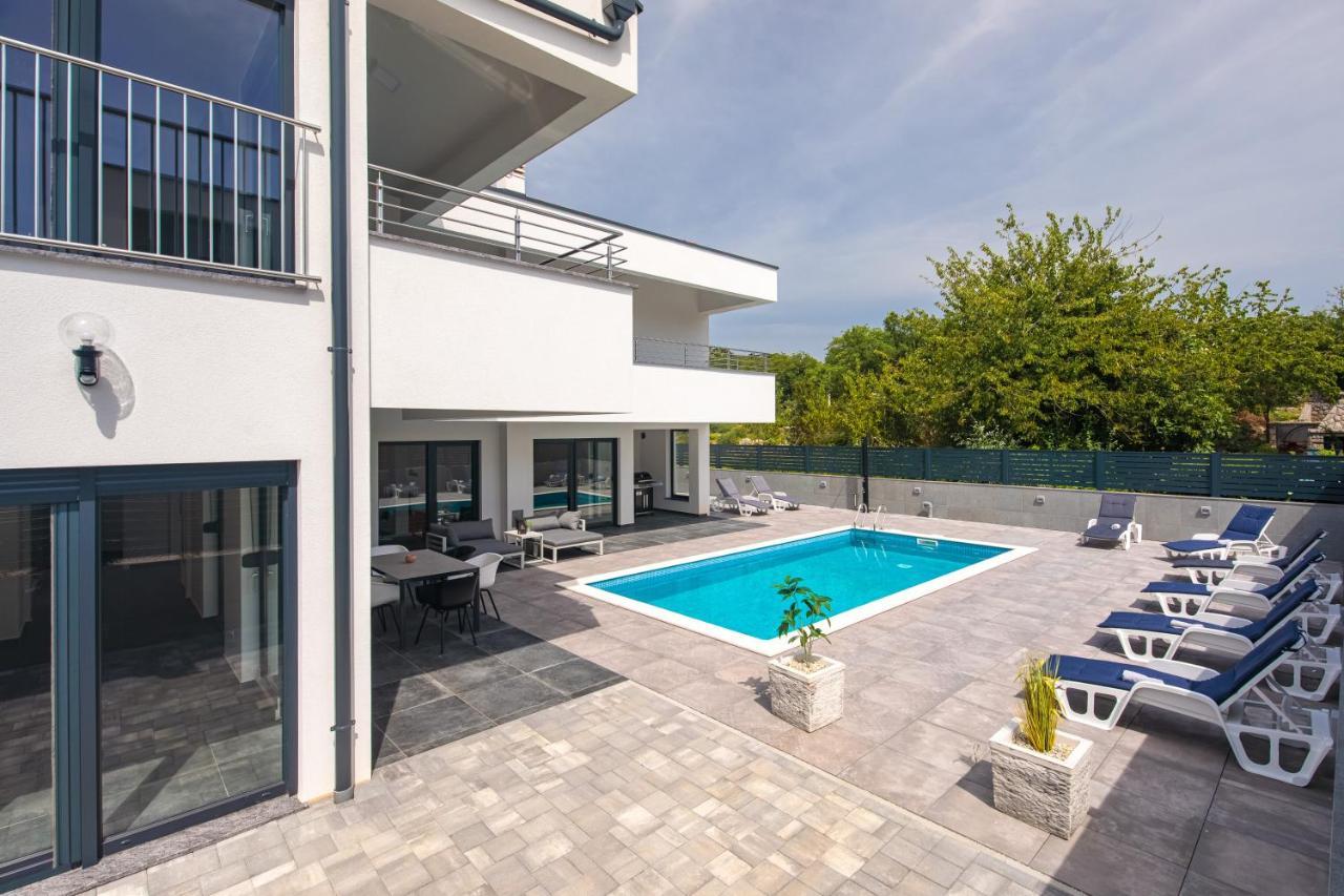 Villa Graefin Malinska Εξωτερικό φωτογραφία